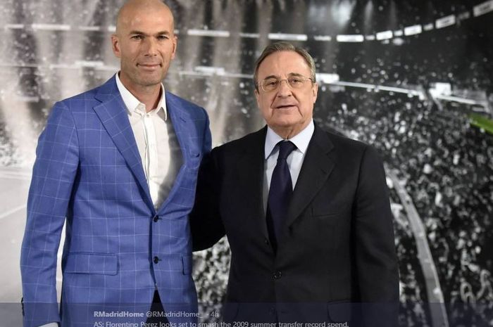 Presiden Real Madrid, Florentino Perez (kanan), dan sang pelatih, Zinedine Zidane.