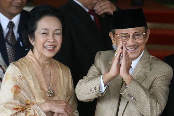 Kehilangan Istri Untuk Selamanya, Habibie Pernah Berucap: Orang Boleh Bilang Saya Gila, Ainun Tidak Pernah Pergi