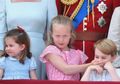 Paling Ekspresif Saat Perayaan Ulang Tahun Ratu Elizabeth II, Savannah Phillips Curi Perhatian Publik
