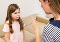 Tak Ingin Lagi Membentak Si Kecil? Ini Tips Ampuh Redam Amarah Moms