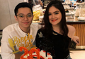 Kompak, Intip 4 Gaya Fashion Brenda dan Brandon Salim yang Goals Banget!