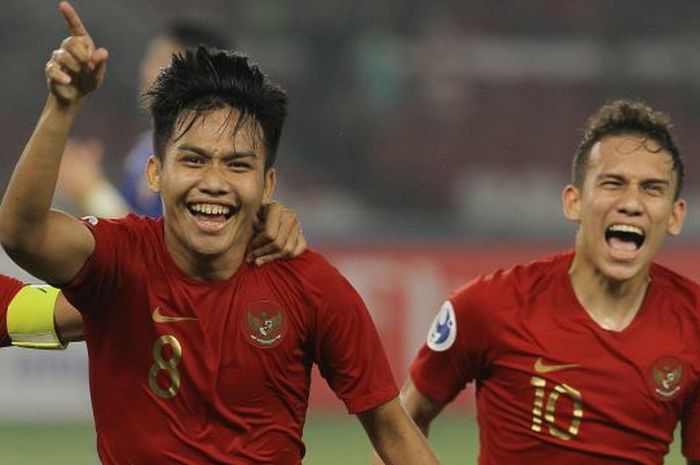 Witan Sulaeman (tengah) selebrasi gol bersama Nurhidayat Haji Haris dan Egy Maulana Vikri. Timnas U-