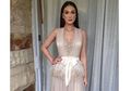 Paling Mencuri Perhatian di Pernikahan Edric Tjandra, Luna Maya Kenakan Gaun dengan Harga Fantastis, Hampir 40 Juta!