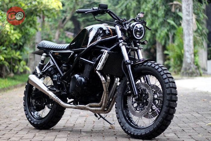 Suzuki bandit 400 scrambler shop