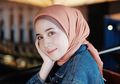 Stylish! Begini Cara Padu Padan Rok untuk Hijabers ala Rizky Amelia