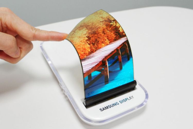 Belum juga dirilis, teknologi layar lipat Samsung sudah Dicuri