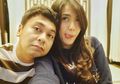 Momen Kocak Raditya Dika dan Istri Saat Babymoon di Singapura, Warganet: Siapa yang Hamil?