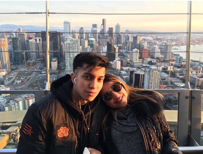 Potret Albany Ray, putra Sarah Azhari yang berparas tampan