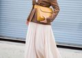 Cuma dengan 1 Pleated Skirt Bisa Bikin 5 Gaya Fashion Hijab yang Stylish! Begini Padu Padannya!