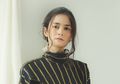 Sederet OOTD Hot Mama Gaul, Sabai Dieter dengan Gaya Busana Kasual yang Memikat!