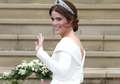 Bekas Operasi Skoliosis Terekspos, Princess Eugenie Sengaja Mengenakan Model Gaun Pengantin Ini