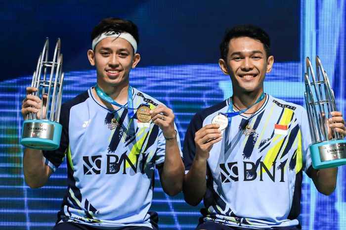 Ganda putra Indonesia, Fajar Alfian/Muhammad Rian Ardianto mengukir rekor di Malaysia Open 2023 yang mengalahkan seniornya, Marcus/Kevin dan Ahsan/Hendra.