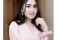 Bak Ariana Grande! Ayu Ting Ting Tampil Cetar dengan Kacamata dari Rinaldy Yunardi