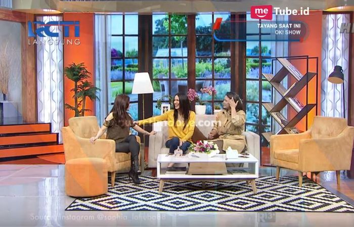 Sama-sama Mantan Ariel NOAH, Begini Reaksi Sophia Latjuba dan Cut Tari saat Bertemu dalam Satu Acara