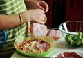 Memasak Punya Banyak Manfaat Untuk Anak-anak, Apa Saja Manfaatnya?