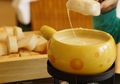 Cheese Fondue khas Swiss, Awalnya Makanan Musim Dingin Petani, lo!
