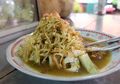 Unik, Kuliner Khas Surabaya Ini Bernama Lontong Balap! Mau Coba?