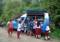 Mobil Biru yang Selalu Dinantikan Teman-Teman Kita di Tana Toraja