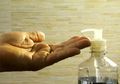 Sering Membersihkan Tangan dengan Hand Sanitizer? Perhatikan 5 Faktanya Berikut Ini!
