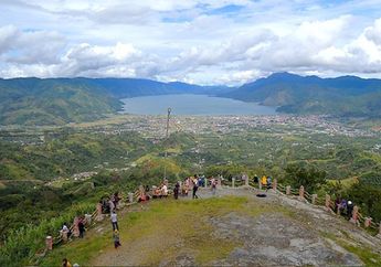 Melihat Pemandangan Menakjubkan di Takengon, Negeri di Atas Awan