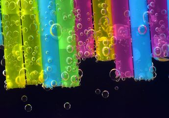 Pemerintah Inggris Akan Melarang Pemakaian Sedotan Plastik, Apa Alasannya?