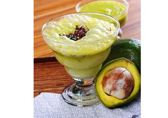 Gelembung Danau Alpukat untuk Buka Puasa, Yuk, Buat Sendiri di Rumah!