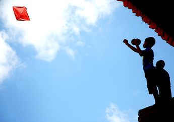 Ini Penyebab Layang-Layang Bisa Terbang di Langit, Salah Satunya Karena Gravitasi