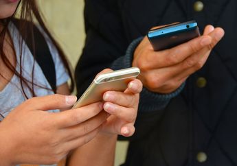Menyimpan Ponsel di Saku Memang Praktis, Namun Ini Bahayanya