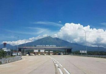 Keren, Jalan Tol Ini Disuguhi Pemandangan Gunung Merbabu yang Indah