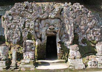 Pura Goa Gajah, Salah Satu Tempat Bersejarah yang Ada di Pulau Dewata