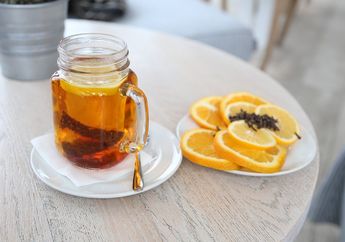 Benarkah Minum Air Lemon Bisa Merusak Gigi? Kita Cari Tahu, Yuk!