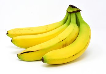 Lapar di Malam Hari? 4 Makanan Ini Bisa Dijadikan Camilan di Malam Hari!
