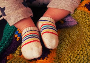 Manfaat Tidur Sambil Mengenakan Kaus Kaki, Tertarik Mencobanya?
