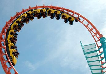 Walau Terlihat Seram, Ternyata Naik Roller Coaster Ada Manfaatnya, lo!