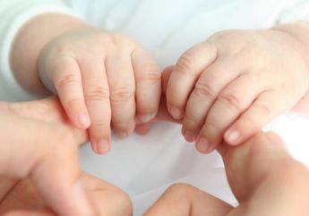 3 Kebiasaan Buruk yang Membuat Kuku Kita Rapuh dan Mudah Mengelupas