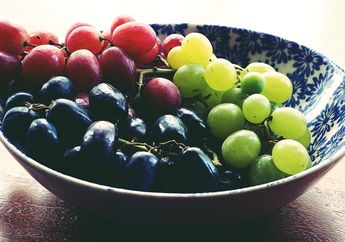 Beda Warna Anggur, Beda Juga Manfaatnya, Mana yang Sering Kamu Makan?