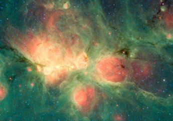 Unik! Nebula Ini Bentuknya Mirip Cakar Kucing