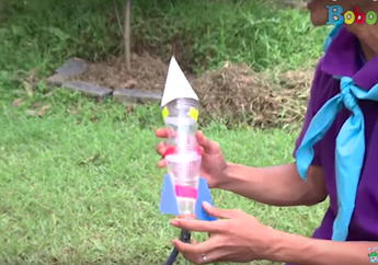 Ingin Terbang dengan Roket? Coba Dulu Membuat Roket Air ini