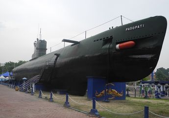 Masuk ke Monumen Kapal Selam Surabaya, Kita Berpetualang di Dalam Kapal Bersejarah