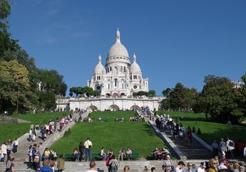 Berjalan-Jalan di Montmartre, Bukit Indah di Pinggiran Paris