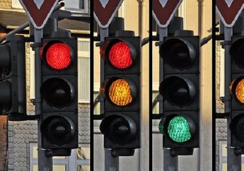 Wow, Inilah Sejarah Mengapa Lampu Lalu Lintas Memiliki 3 Warna!