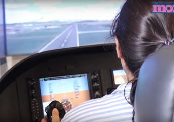Ketahui Cara Pilot Menerbangkan Pesawat dengan Simulasi Kokpit, yuk!