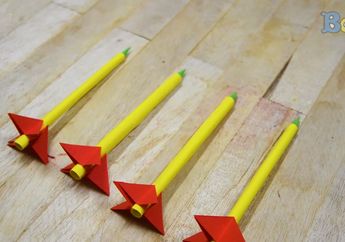 Meluncur Sangat Cepat ke Udara, Coba Buat Roket dari kertas, yuk!