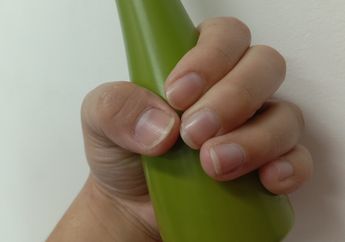 Hati-Hati, 5 Hal yang Sering Kita Lakukan Ini Bisa Merusak Kuku!