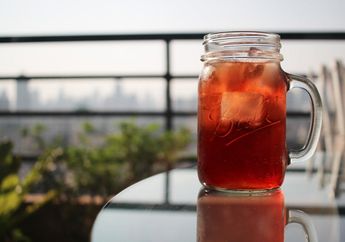 Kurangi Minum Es Teh dari Sekarang, Bisa Berbahaya untuk Tubuh!