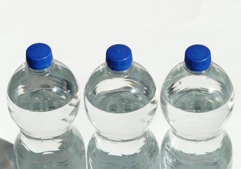 Ternyata Botol Air Mineral Juga Ada Tanggal Kedaluwarsa, Apa Artinya?