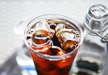 Sesudah Makan, Kita Tidak Dianjurkan Minum Teh, Apa Sebabnya, ya?