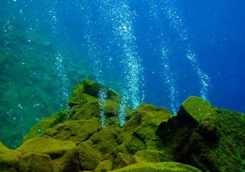 Banua Wuhu, Gunung Berapi Bawah Laut yang Bisa Dikunjungi Wisatawan