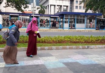 Dalam Rangka Hari Anak Internasional, Main Engklek Lagi, yuk!