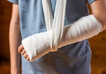 Kenapa Patah Tulang pada Anak Lebih Cepat Sembuh? #AkuBacaAkuTahu